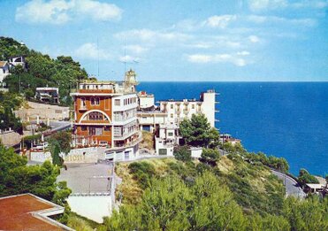 Andora_Villaggio-Capo-Mele-Hotel-Sito-da-Sogno-1970 - Copia.jpg